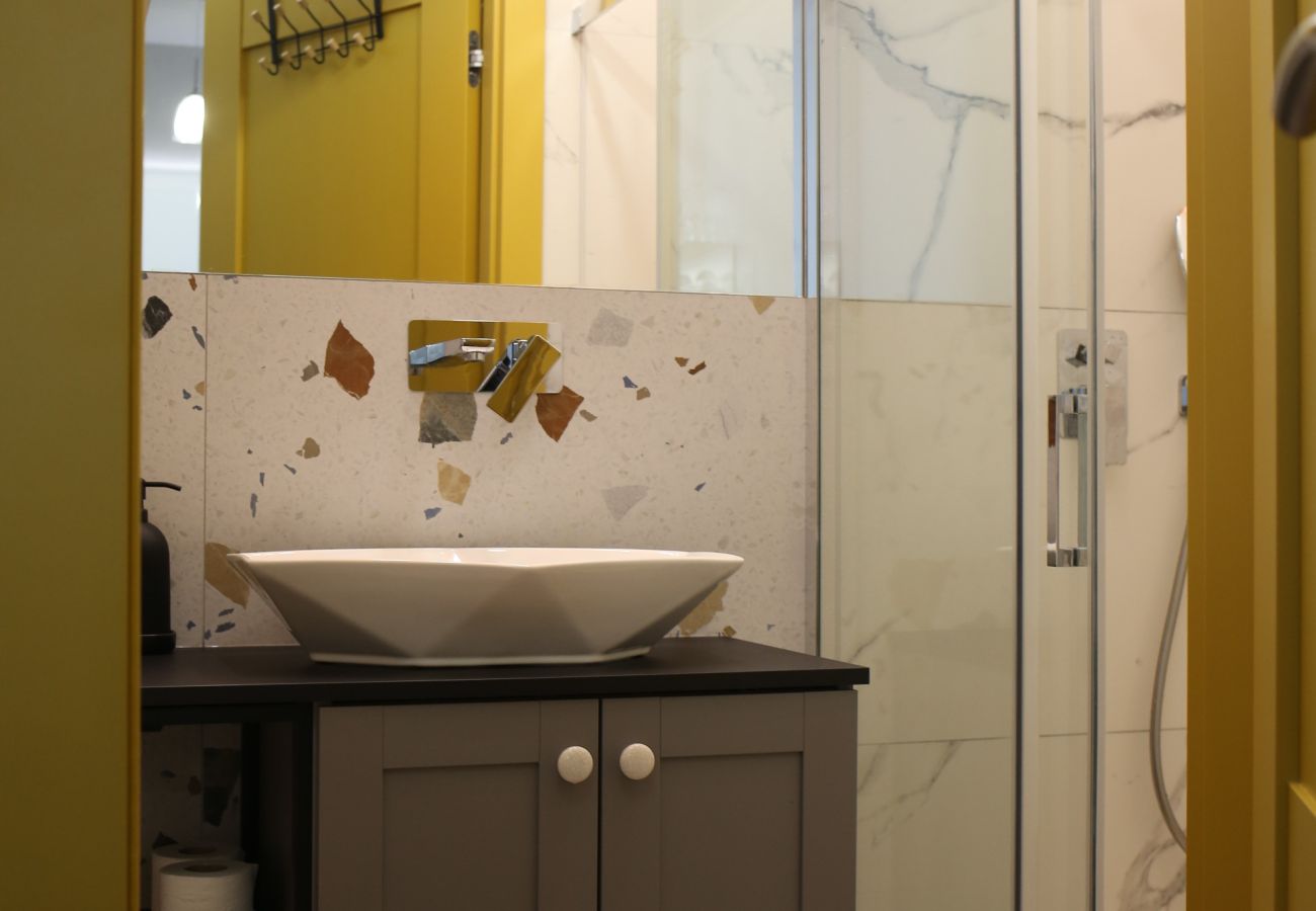 Apartament w Kraków - Piękny apartament z sypialnią tuż przy Wawelu, Stradomska