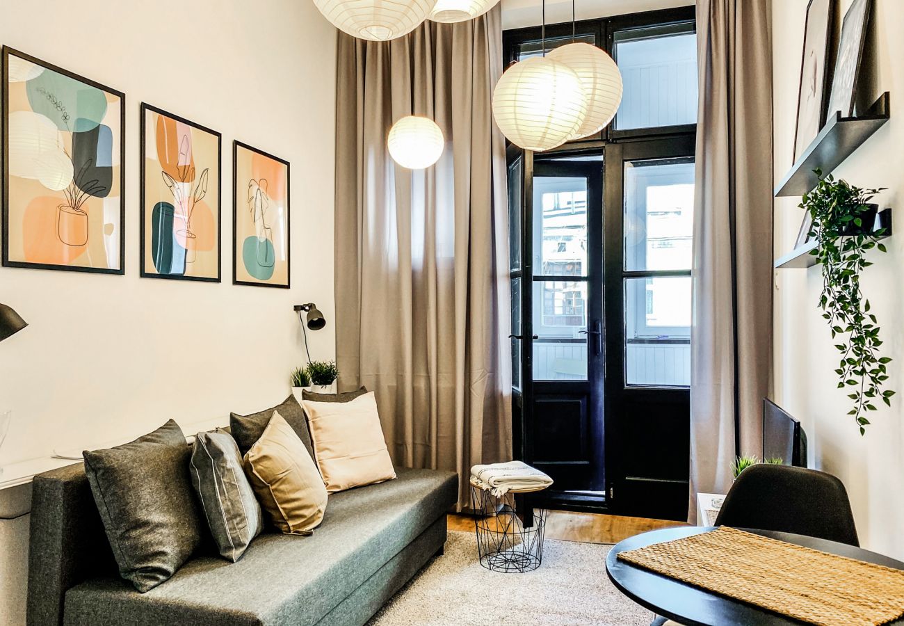 Apartament w Kraków - Duży Apartament 85 m2 dla 8 gości, Stare Miasto, Miodowa
