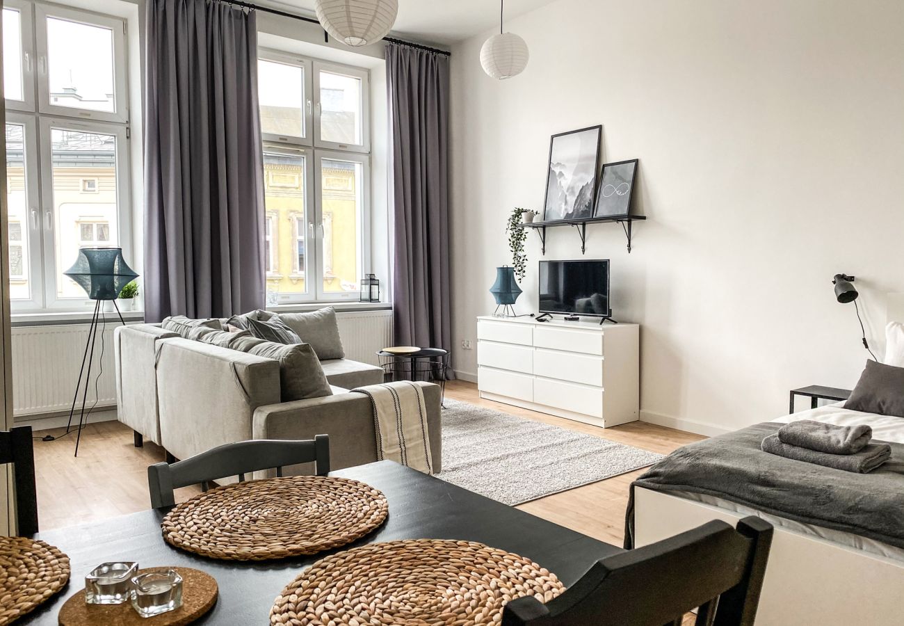 Apartament w Kraków - Duży Apartament 85 m2 dla 8 gości, Stare Miasto, Miodowa
