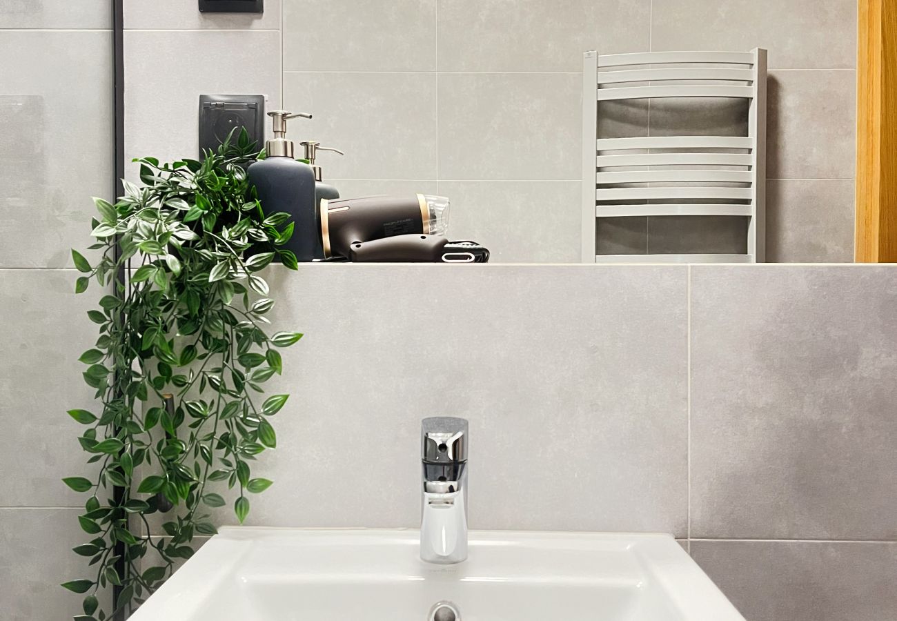 Studio w Kraków - Apartament w świetnej lokalizacji dla par, Różana 11