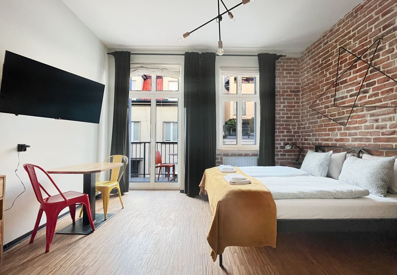Studio w Kraków - Apartament w świetnej lokalizacji dla par, Różana 11