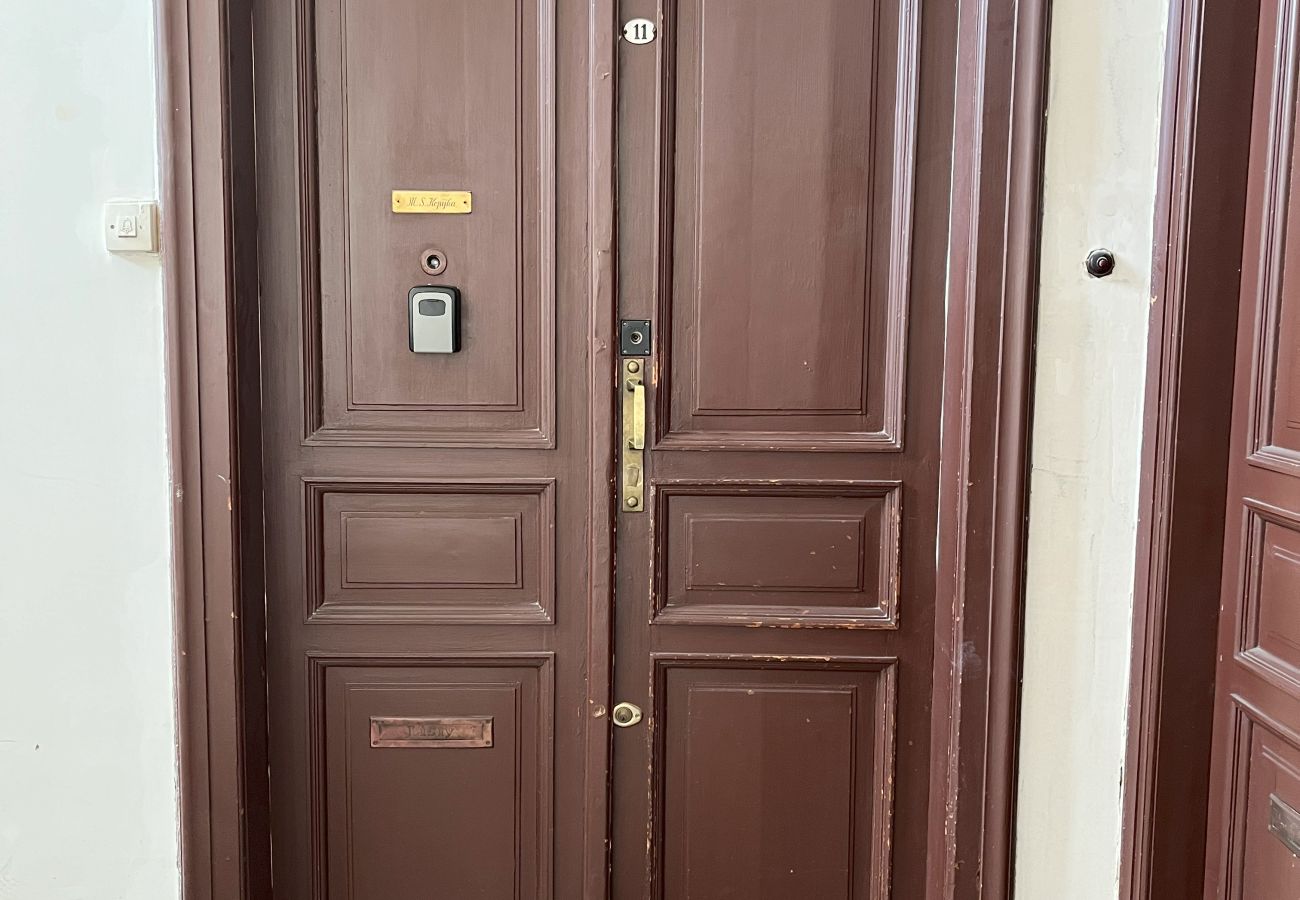 Apartament w Kraków - Apartament z oddzielną kuchnią w sercu Krakowa, Szpitalna