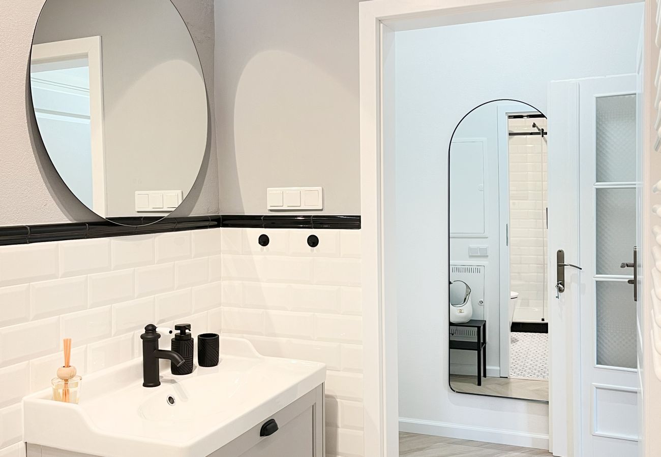 Studio w Kraków - Klimatyzowane Studio Premium dla par, Rynek Główny, Grodzka