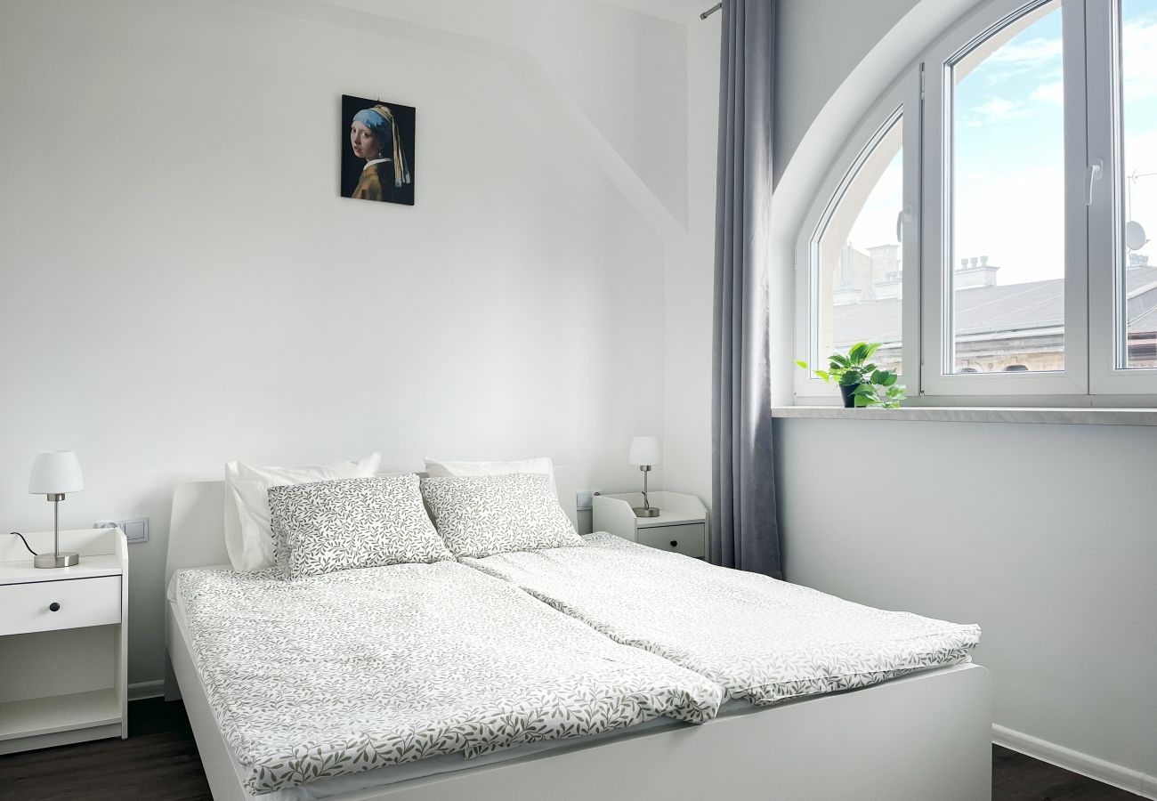 Apartament w Kraków - Duży Apartament 63m² dla rodziny 8 min od Rynku, Zyblikiewicza
