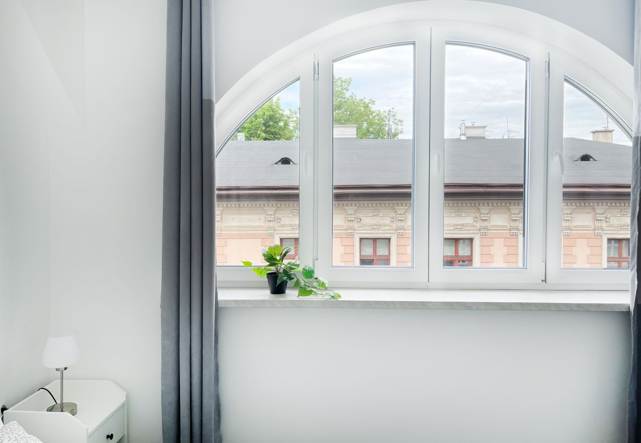 Apartament w Kraków - Duży Apartament 63m² dla rodziny 8 min od Rynku, Zyblikiewicza