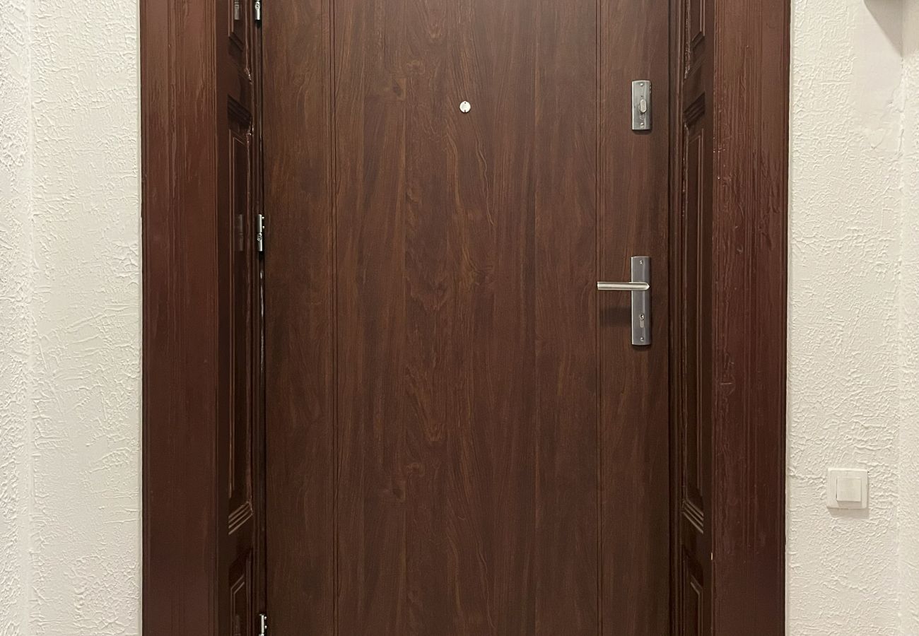 Apartament w Kraków - Duży Apartament 63m² dla rodziny 8 min od Rynku, Zyblikiewicza