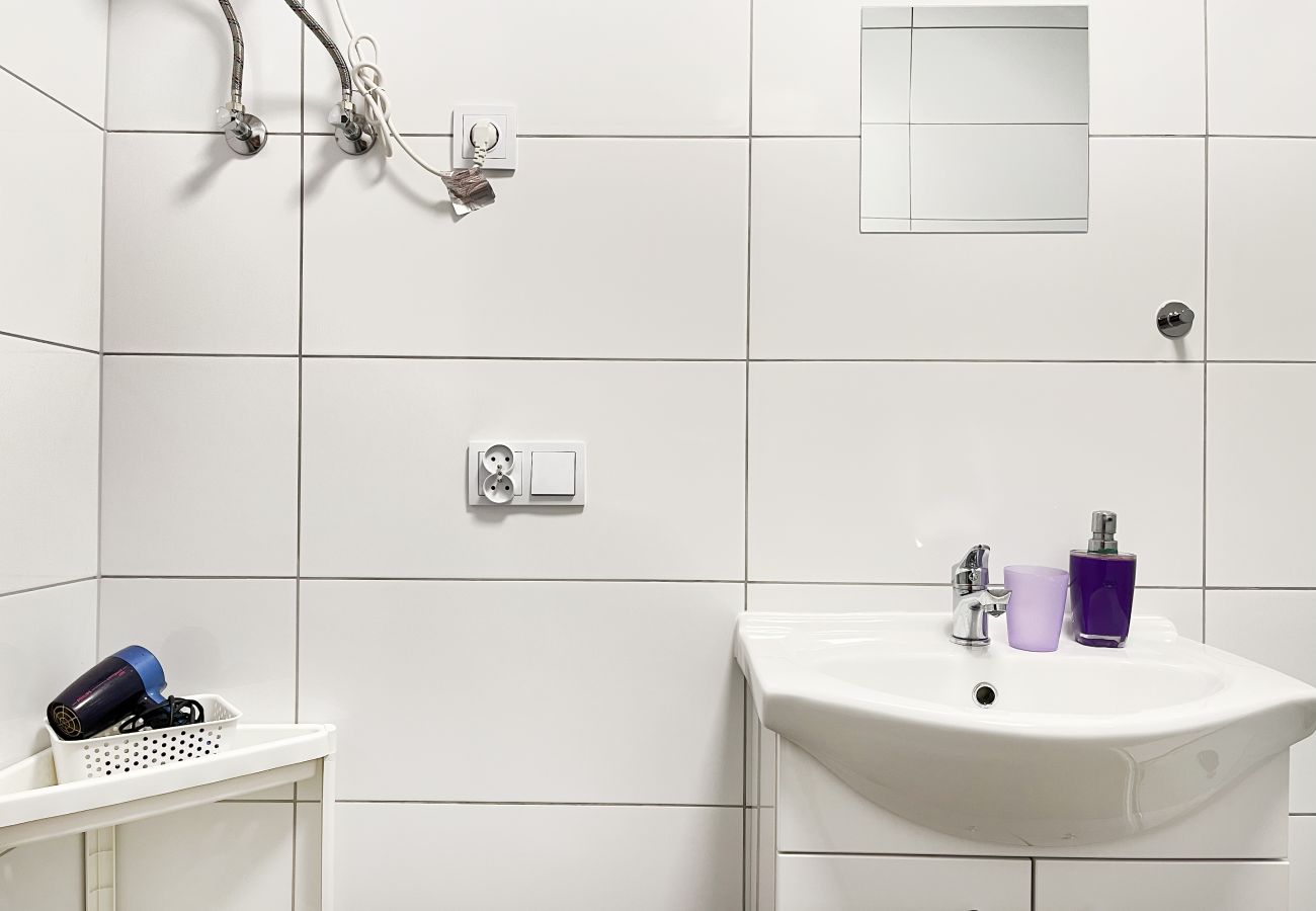 Apartament w Kraków - Duży Apartament 63m² dla rodziny 8 min od Rynku, Zyblikiewicza