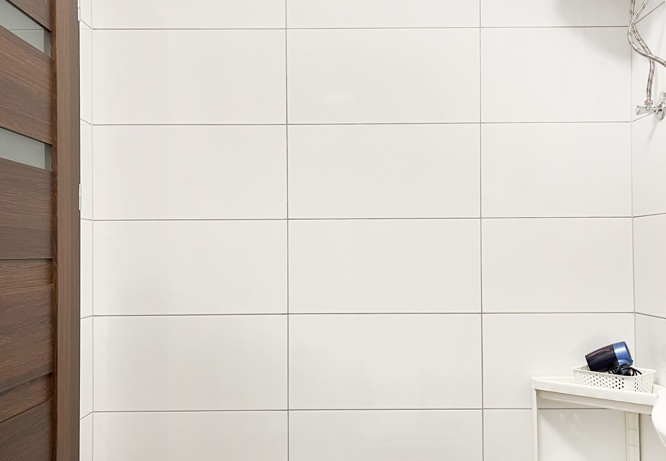 Apartament w Kraków - Duży Apartament 63m² dla rodziny 8 min od Rynku, Zyblikiewicza