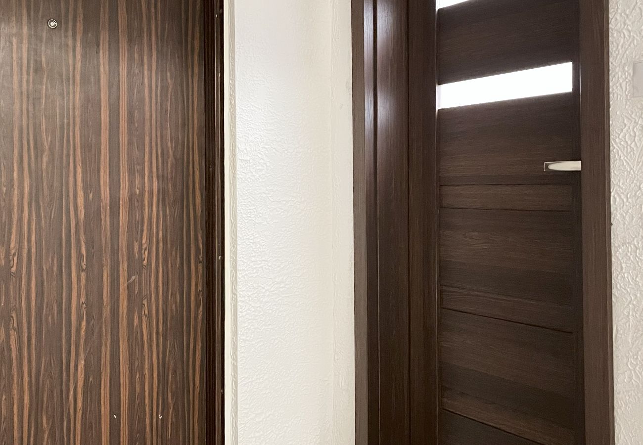 Apartament w Kraków - Duży Apartament 63m² dla rodziny 8 min od Rynku, Zyblikiewicza