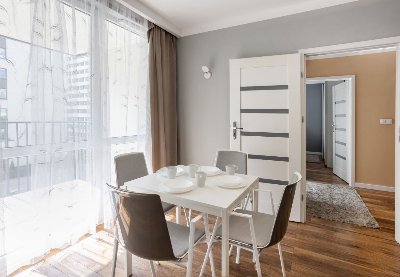 Apartament w Kraków - Piękny Apartament Avia z balkonem w Krakowie