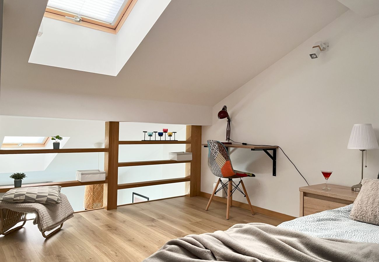 Apartament w Kraków - stachowicza czerNowoczesny Apartament obok Bulwarów Wiślanych, Stachowicza