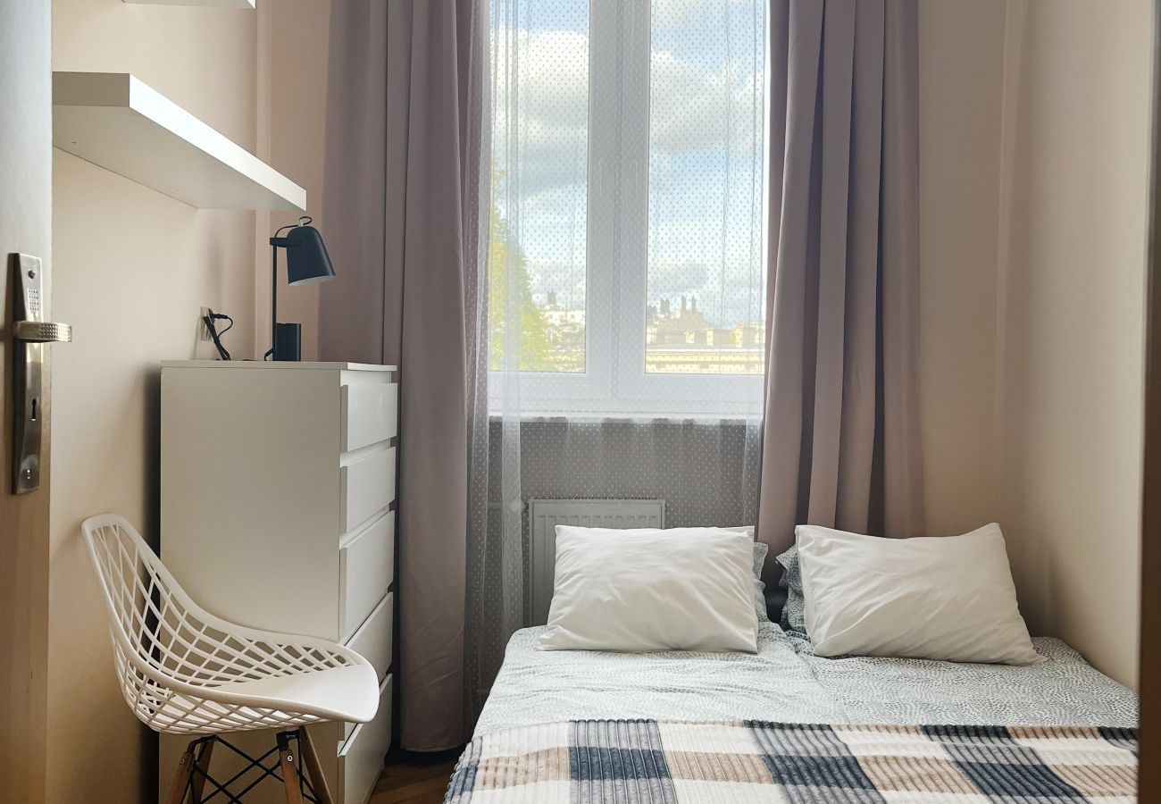 Apartament w Kraków - Przytulny Apartament z dwiema sypialniami Kraków, Centrum B