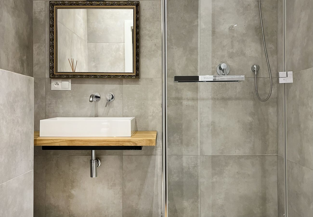 Apartament w Kraków - 3 pokojowy Apartament Premium dla 6 osób w centrum, Beliny Prażmowskiego 