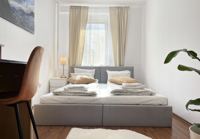 Apartament w Kraków - Apartament dla 7 gości na śródmieściu Krakowa, Gramatyka