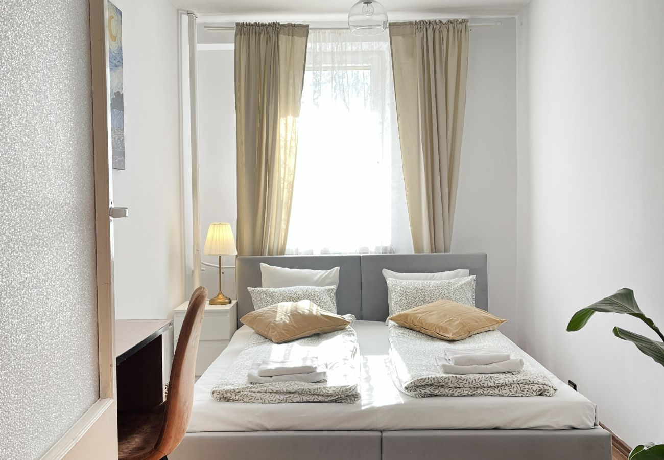 Apartament w Kraków - Apartament dla 7 gości na śródmieściu Krakowa, Gramatyka