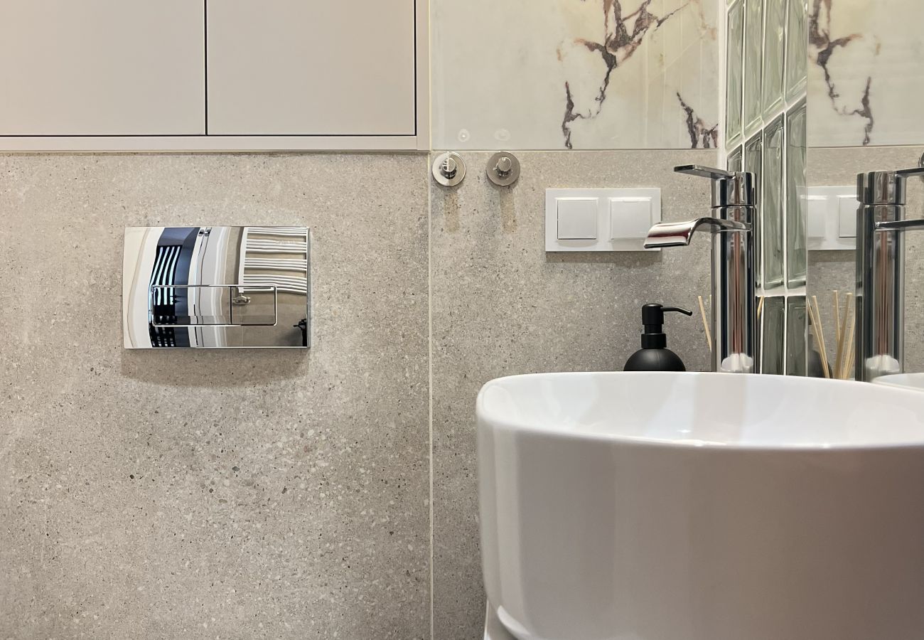Studio w Kraków - Studio Premium w centrum Krakowa z klimatyzacją, Dąbrowskiego